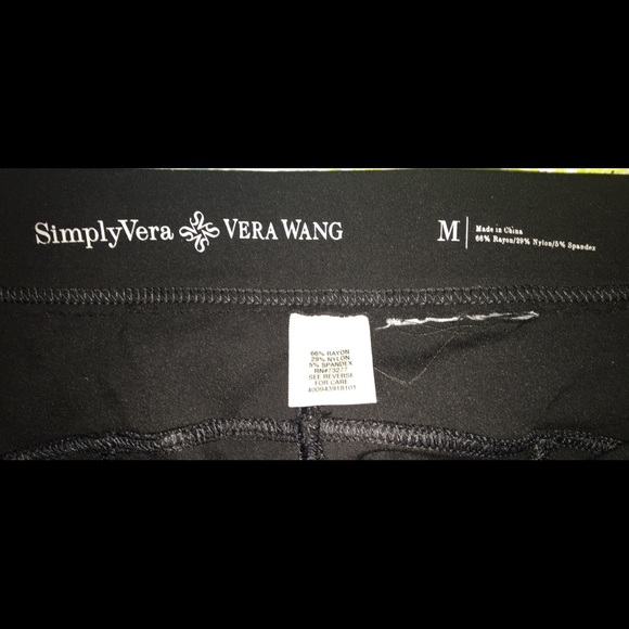 Simply Vera Vera Wang stretch crop pants. - Picture 3 of 3